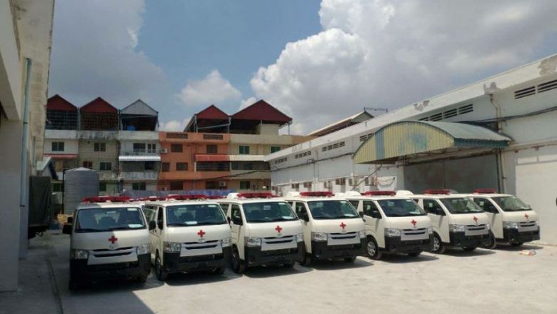 日本はさらに30台の救急車をカンボジアに寄贈