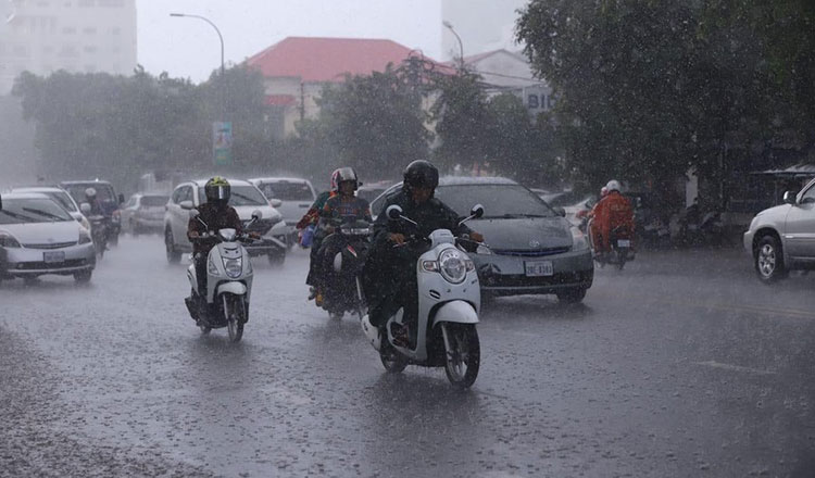 第17回台風がカンボジアに及ぼす影響について注意警報を発令