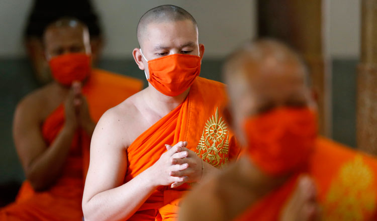 カンボジア　コロナ感染規制で禁止された宗教儀式が再開へ