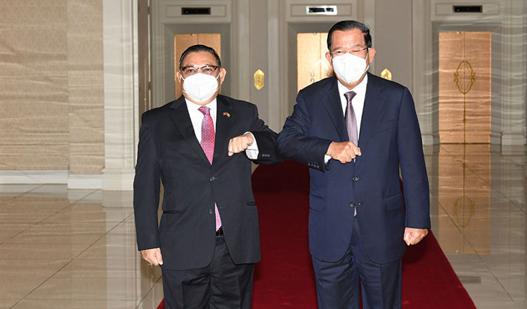 1月7－8日　ASEAN議長国：フン・セン首相がミャンマーへの代表団を率いて訪問