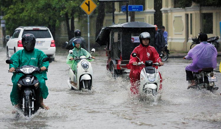 週間天気予報　時に中～大雨が有り