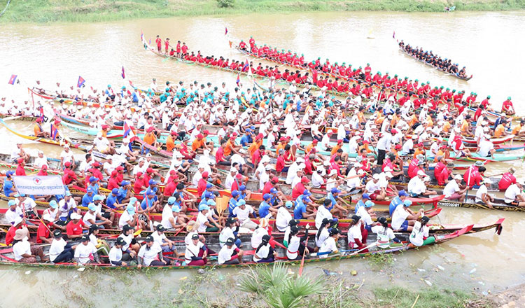 バッタンバン州　水祭りに僧侶の出席を禁止