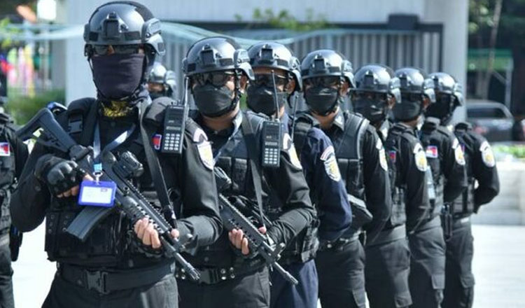 プノンペン厳戒！1万人以上の軍警察に特別介入警察200人超で警備体制