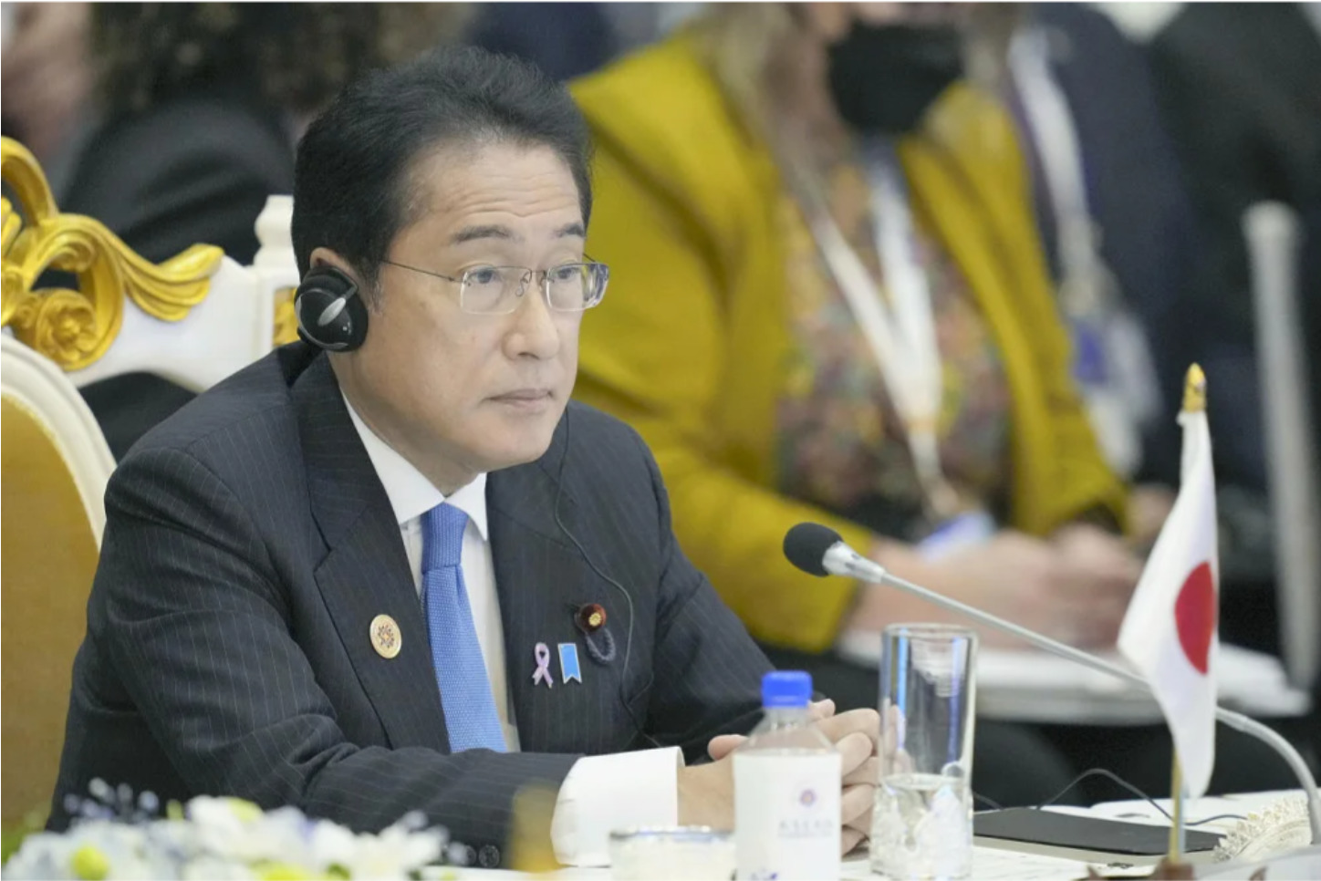 岸田首相、ASEAN＋5国の東アジア首脳会議で、中国を名指しで批判