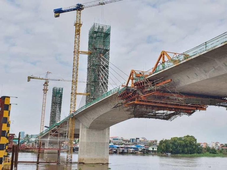 プノンペンのケーブル橋が 89% 完成　来年4月に完成予定