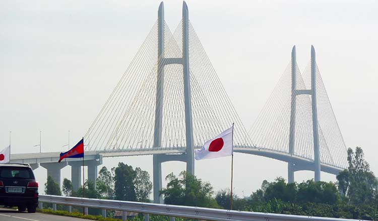 政府　第２高速道路に繋がるメコン川を渡る橋梁建設を決定