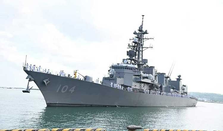日本の海上自衛隊の艦船がカンボジアを3日間訪問