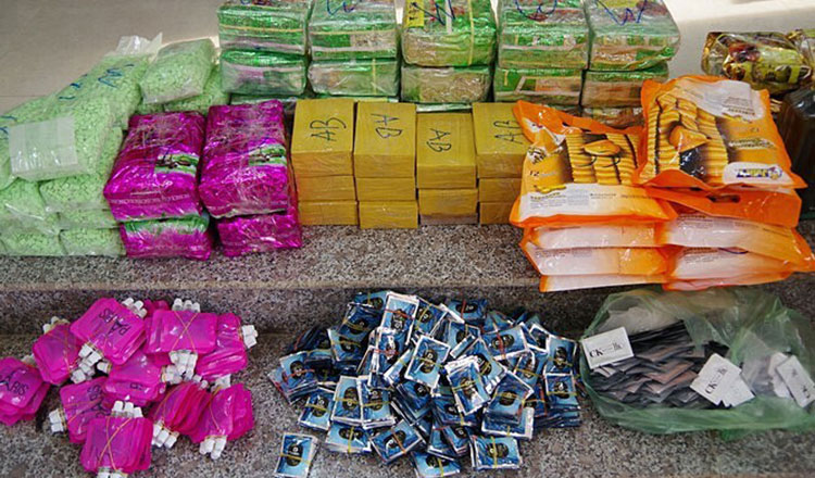 プノンペン　タイ人2人逮捕され、麻薬118キロ超押収