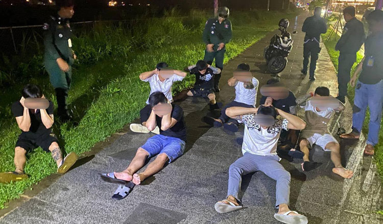 シアヌークビル　ベトナム人8人を同胞への「意図的な暴力」で逮捕