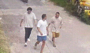 オンライン詐欺の日本人25人が強制送還を待つ、3人はタイへ逃亡か