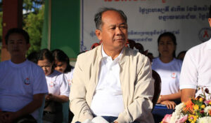 内務省 バンテアイ・ミエンチェイ州知事、副知事を職権乱用で調査中