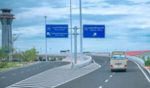 州政府 新シェムリアップ空港の新道路使用を無料に