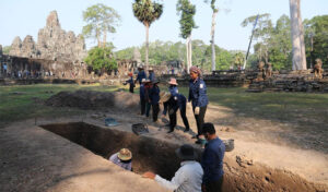 アプサラ機構 バイヨン寺院の聖池修復を計画