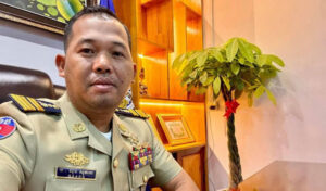 首相　シアヌークビル市の副知事の階級を剥奪を指示