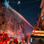 プノンペンの中心部で火災が発生、14軒が被災