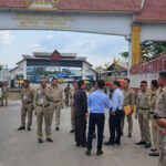 労働省と入国管理局長　クメール正月で出稼ぎ労働者の帰国に備える