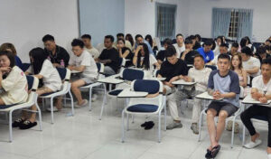 プノンペン 悪名ナイトクラブ捜索で外国人含む87人を逮捕