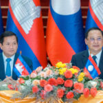 カンボジアとラオスの両首相、観光と貿易促進のため直行便を歓迎