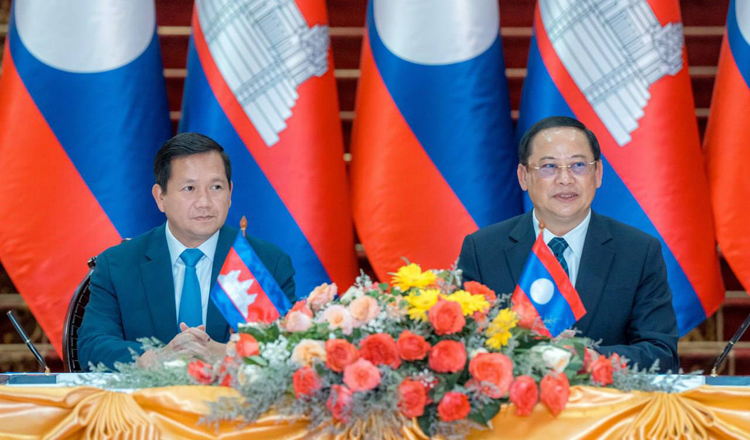 カンボジアとラオスの両首相、観光と貿易促進のため直行便を歓迎