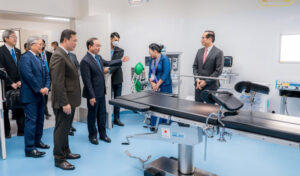 首相、公衆医療を強化するための5つの勧告を発表