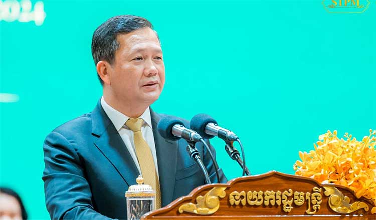 首相　将来のカンボジア非合法な政権交代を牽制