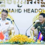 カンボジア最高司令官　中国海軍訪問の上級代表団を訪問