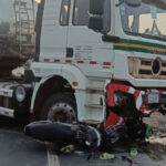 コンポンスプー州　ガソリンタンカー車の衝突で5人重傷