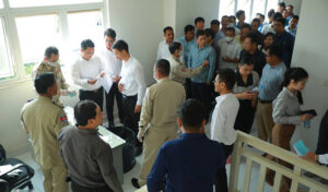 政府職員薬物検査　3か月で76人を薬物使用で解雇