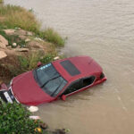 プノンペンで運転手が予定外の水上迂回？