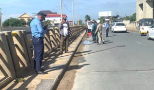 プノンペン 橋上でバイク事故、中国人女性1人が死亡、1人が重傷