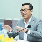 政府、国民皆保険に関する小委員会を設置