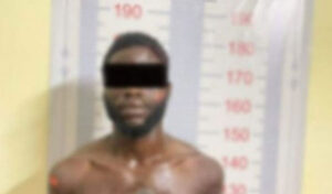 プノンペン マチェーテ(斧)で襲撃のナイジェリア人男を逮捕