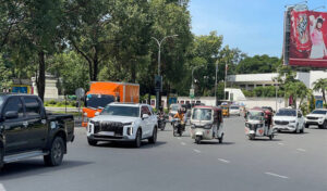 プノンペン 土・日はいつもの日常、抗議集会もデモもなし