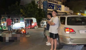 プノンペン　外国人運転のスピードオバーの車がバイクに衝突、2人負傷