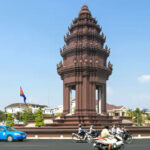 24日、憲法記念の式典のためプノンペン中心部で交通規制