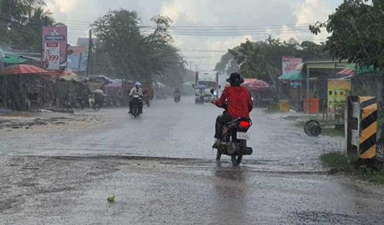 カンボジアは雨、その後晴れの予報  季節の変わり目が異常に遅い