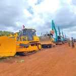 政府　国境プロジェクトの成功と国家統一を強調