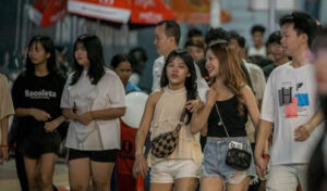 労働省 「水祭り」の休日の詳細を発表される