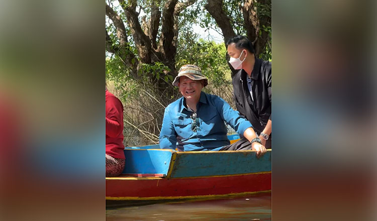 首相　エコツーリズムコミュニティに元気を与える