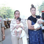 不法入国のタイ人女性と乳児、4人を強制送還に