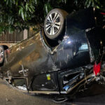 プノンペンで深夜の衝突事故、中国人の車が一回転