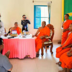 プノンペン　僧侶に暴行した憲兵を逮捕