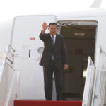 フン・セン上院議長がラオス訪問へ出発