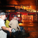 コンポンチャム市　大火災で17軒の家屋が焼失