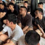 マンション捜索 違法オンライン賭博で外国人100人が逮捕