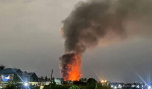 プノンペンの火災で16軒の家屋が焼失