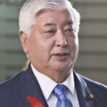 日本の自衛艦艇が中国の資金で改修のリアム海軍基地を訪問に