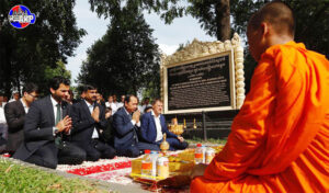 カンボジア、世界報道の自由の日に戦時中のジャーナリストを称える