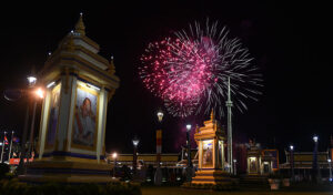 国王の72歳の誕生日を祝う花火大会を予定