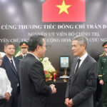 チャン・ドゥック・ルオン元国家主席の追悼式典がベトナム大使館で開催